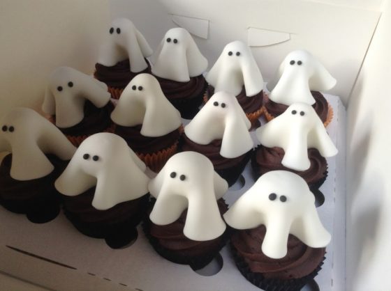 Ghost cupcakes